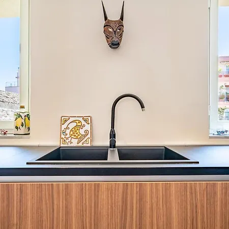 Villanova Retro - Terrace Apartment Cagliari